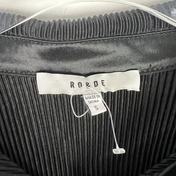 NWOT Ro & De Plisse Pleated Long Sleeve Buttondown Shirt Black Size Small S NEW - Picture 5 of 11
